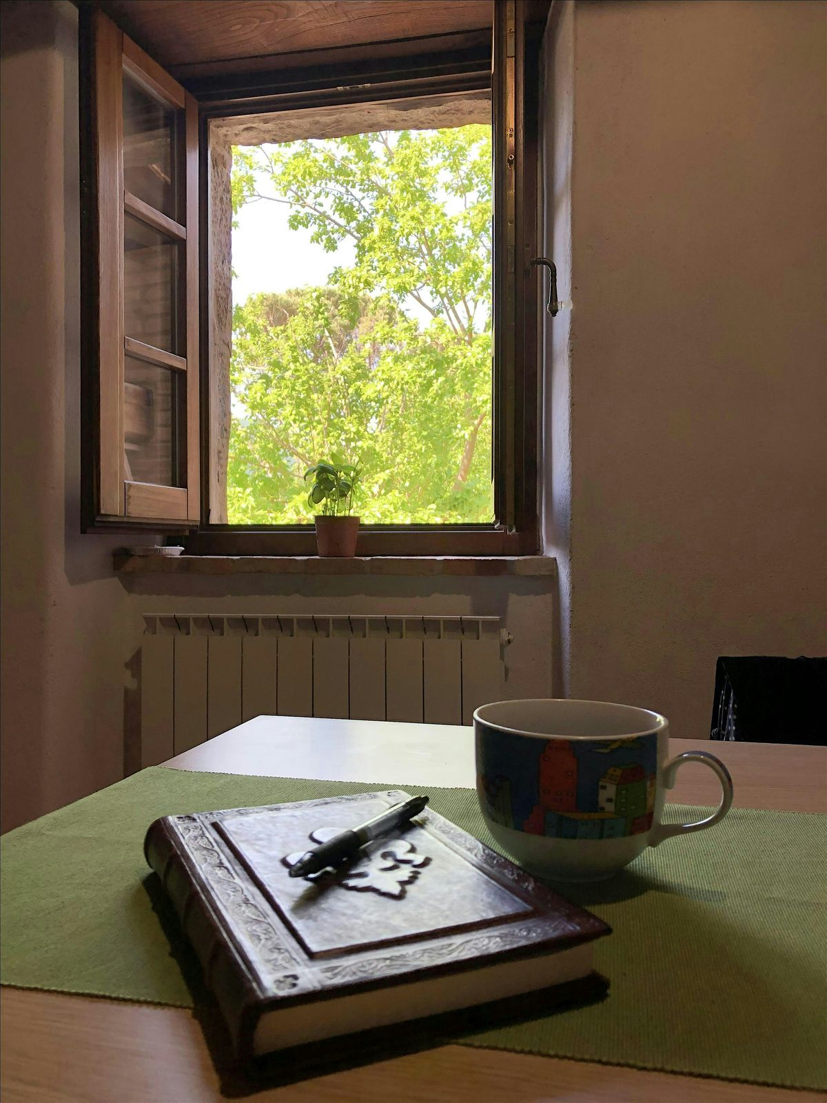 Writing Cafe with the Golden Gate fREADom Writers