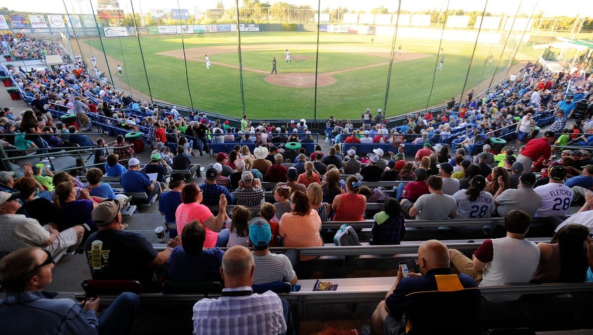 Great Falls Voyagers at Billings Mustangs at Dehler Park