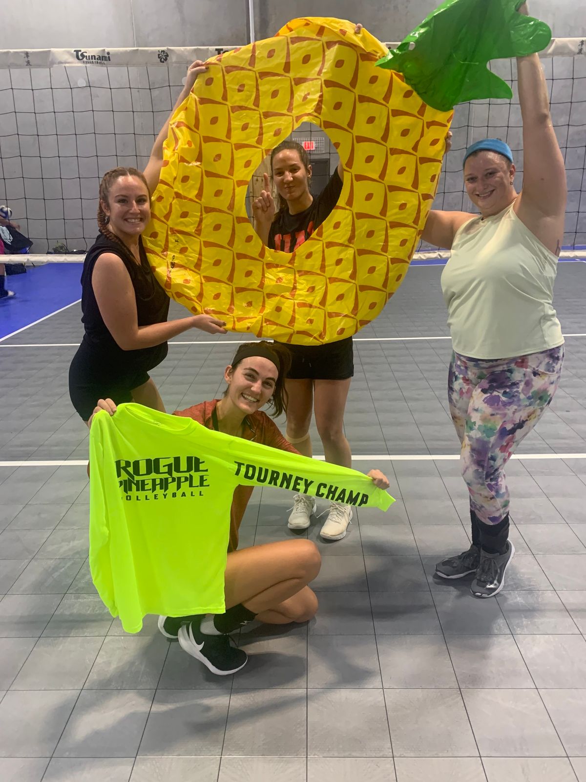 Quadsgiving Indoor Classic- \u2764\ufe0f\ud83c\udf4d\ud83c\udfd0 Season Opener: M\/W 4\u2019s + Coed 6\u2019s 