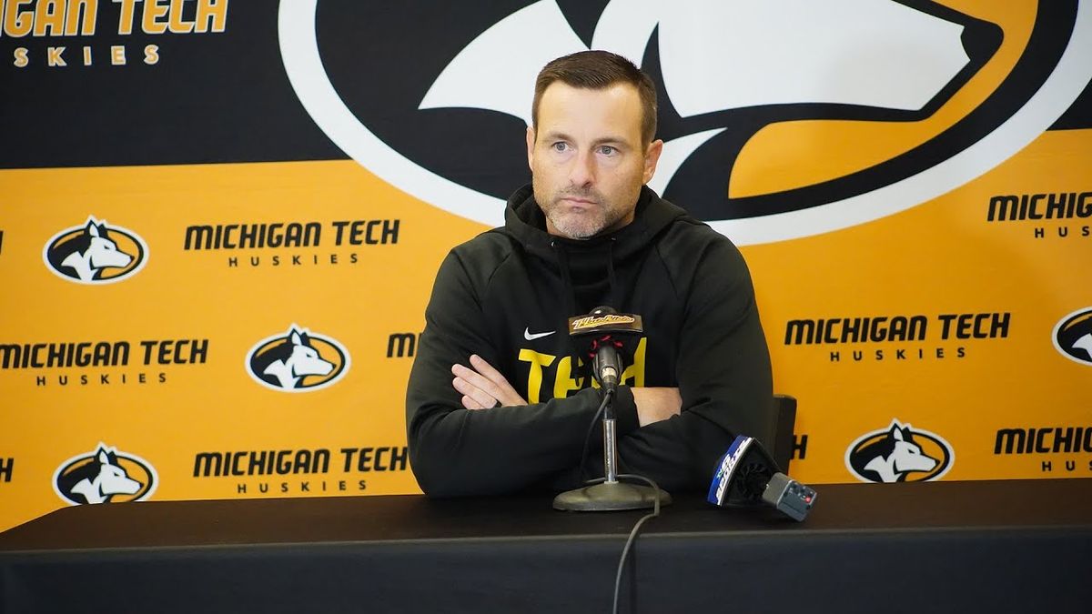 Grand Valley State Lakers vs. Michigan Tech Huskies