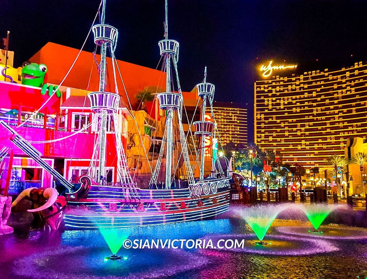Fly LINQ Zipline at The LINQ Hotel