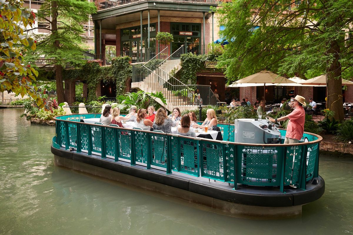 Paesanos Dinner Cruises on the San Antonio River Walk