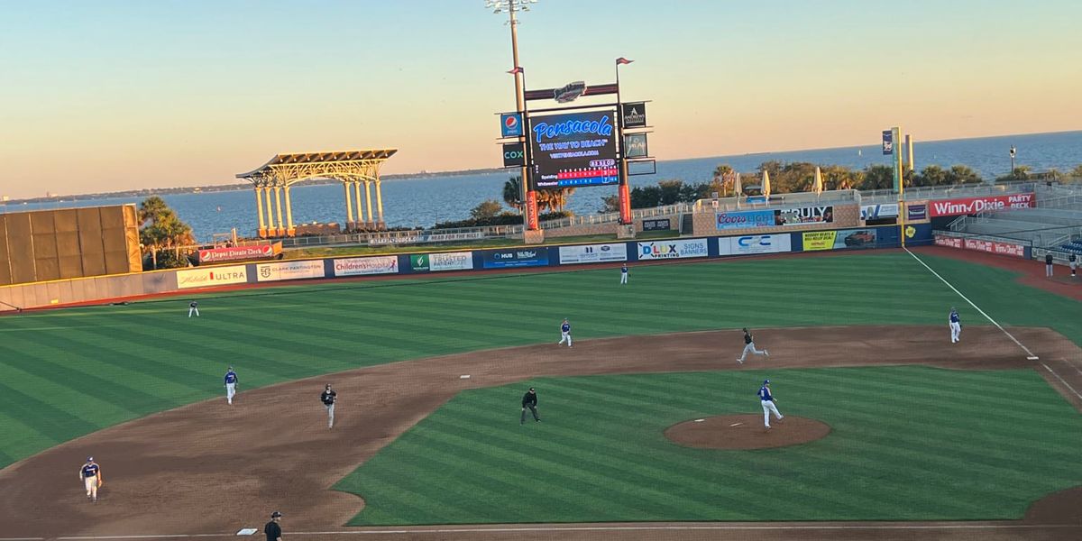 Pensacola Blue Wahoos vs. Montgomery Biscuits