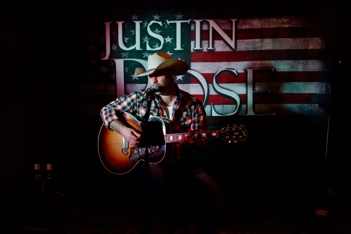 Justin Rose @ Scooters Bar and Grill 