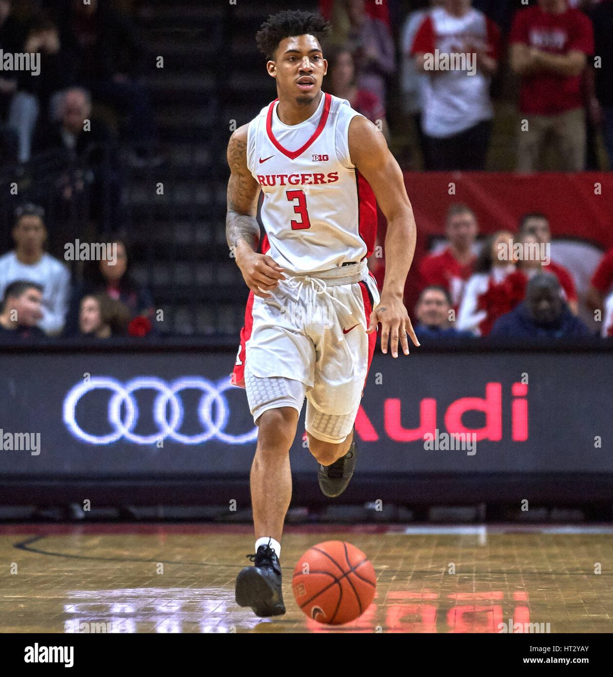 Illinois Fighting Illini at Rutgers Scarlet Knights Mens Basketball