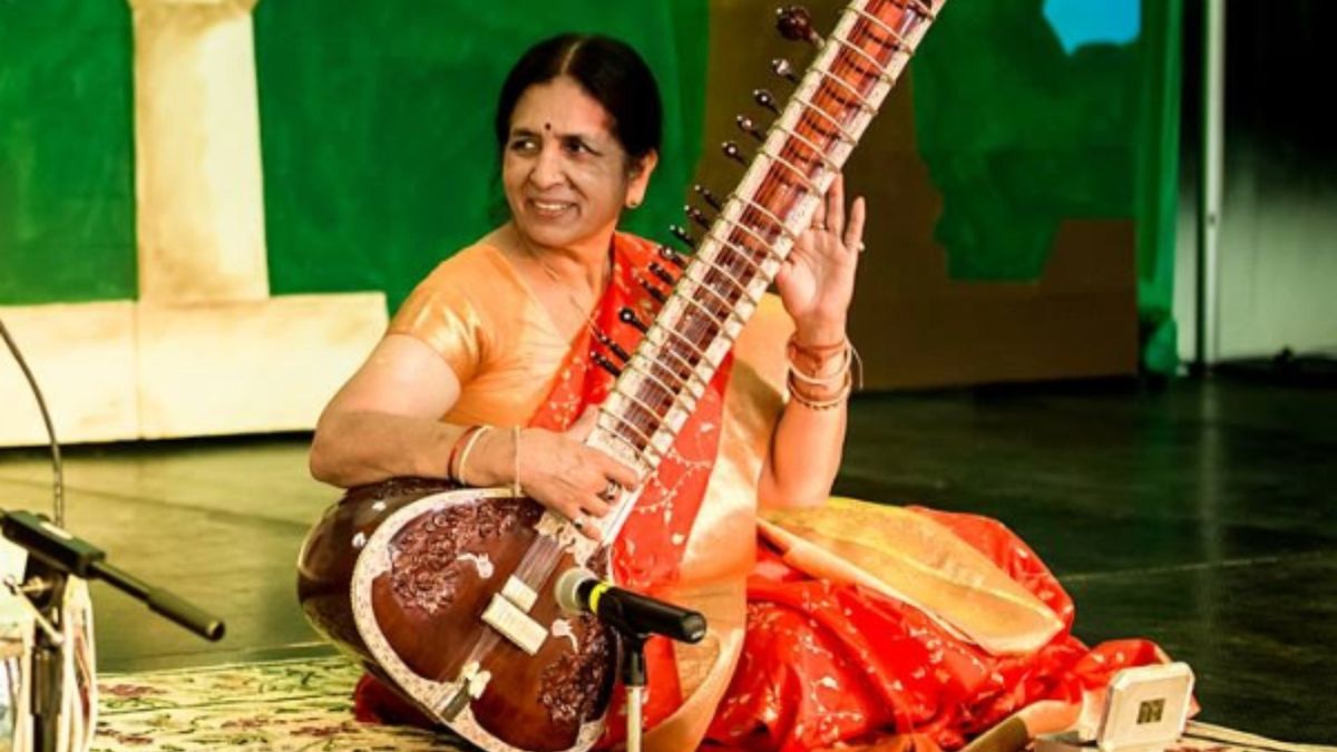  Veena Chandra w\/ Rajendra Gangani and Fateh Singh Gangani