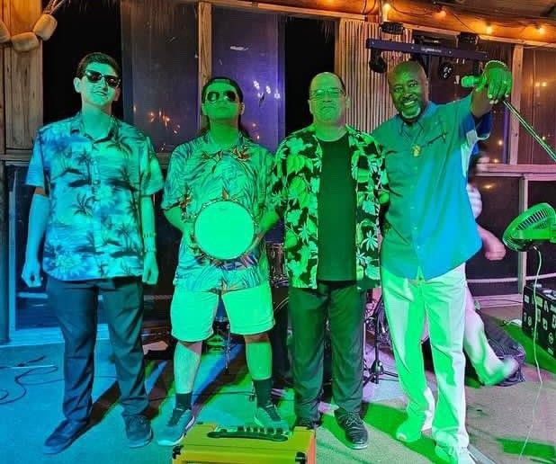 Robert Holifield Band @Sandbar Tiki & Grille 