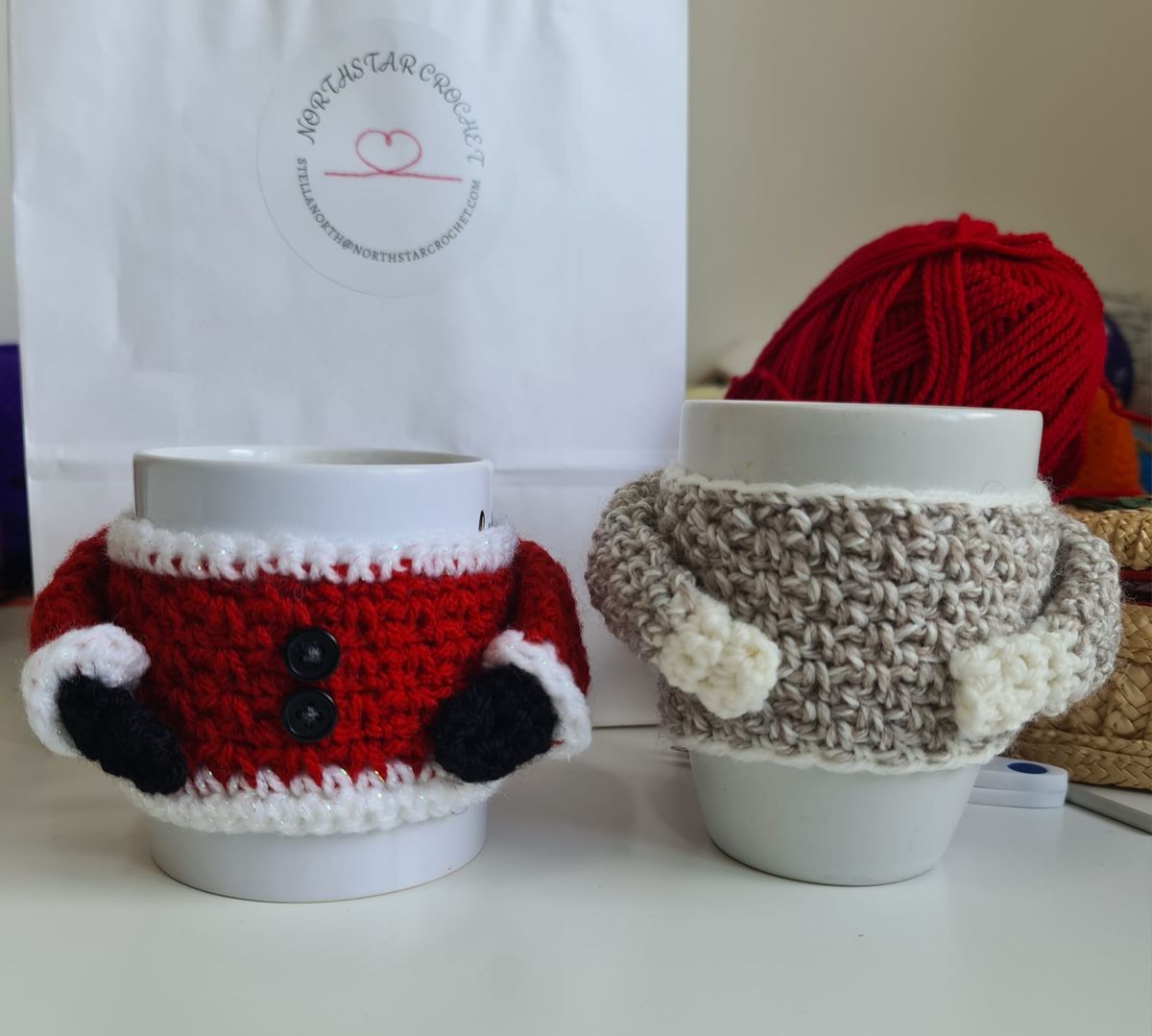 Christmas crochet workshop - Santa cup cosy