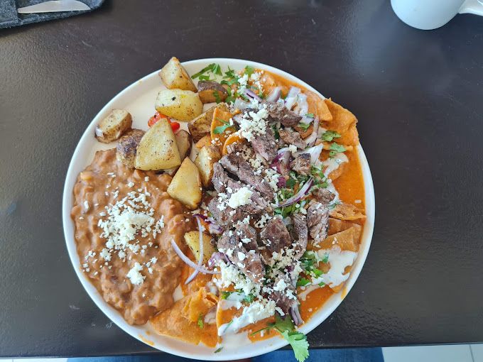 Lunch Out at Casa de Los Chilaquiles