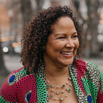 Dr Nicole Yeldell Butts