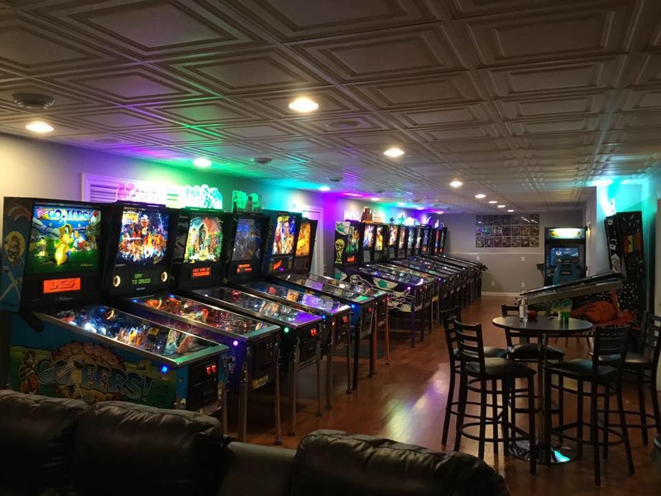 March Stern Army Pinball tournaments