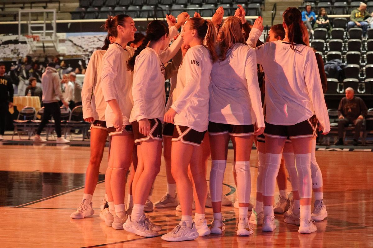 Lehigh Mountain Hawks at Boston University Terriers Womens Basketball