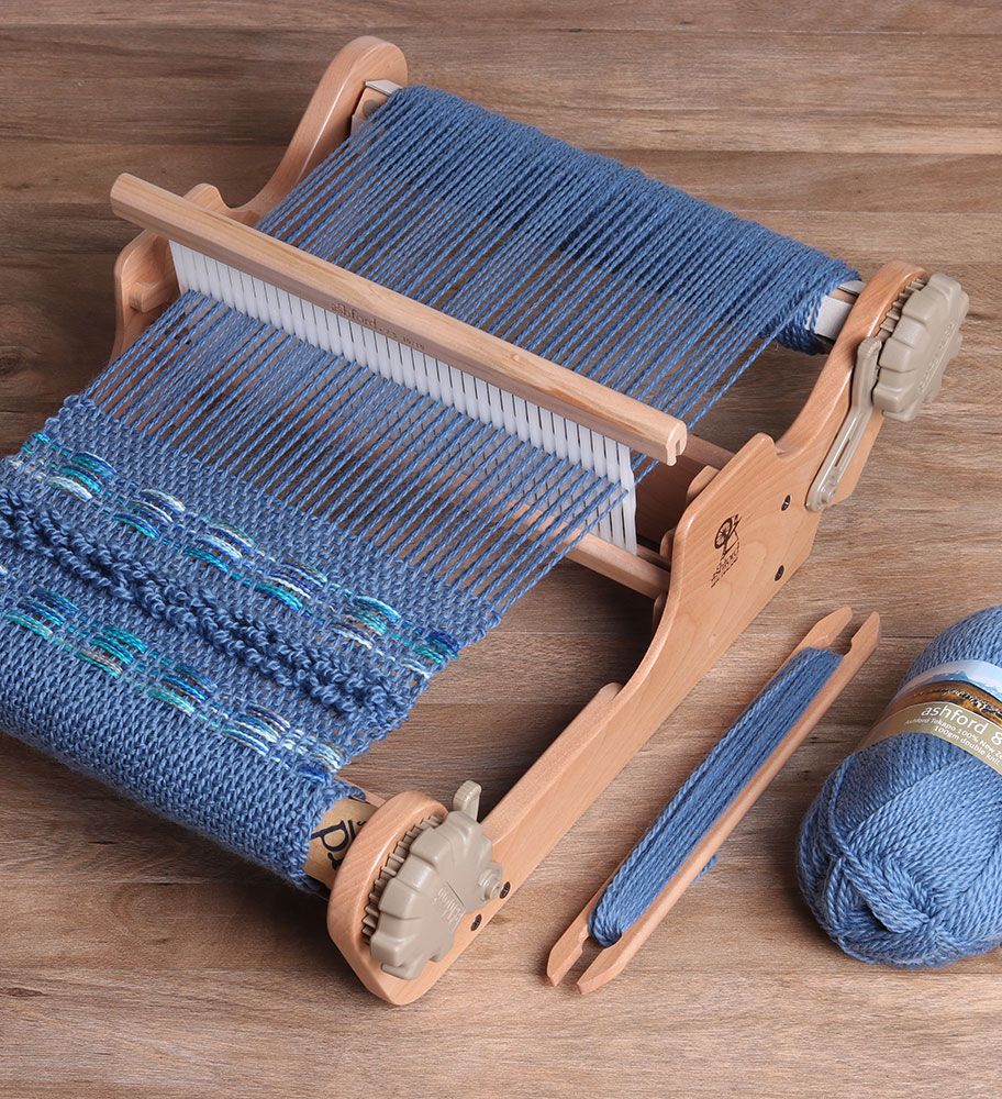 Beginning Weaving on a Rigid Heddle Loom: 101 Learn to Weave a Scarf! 