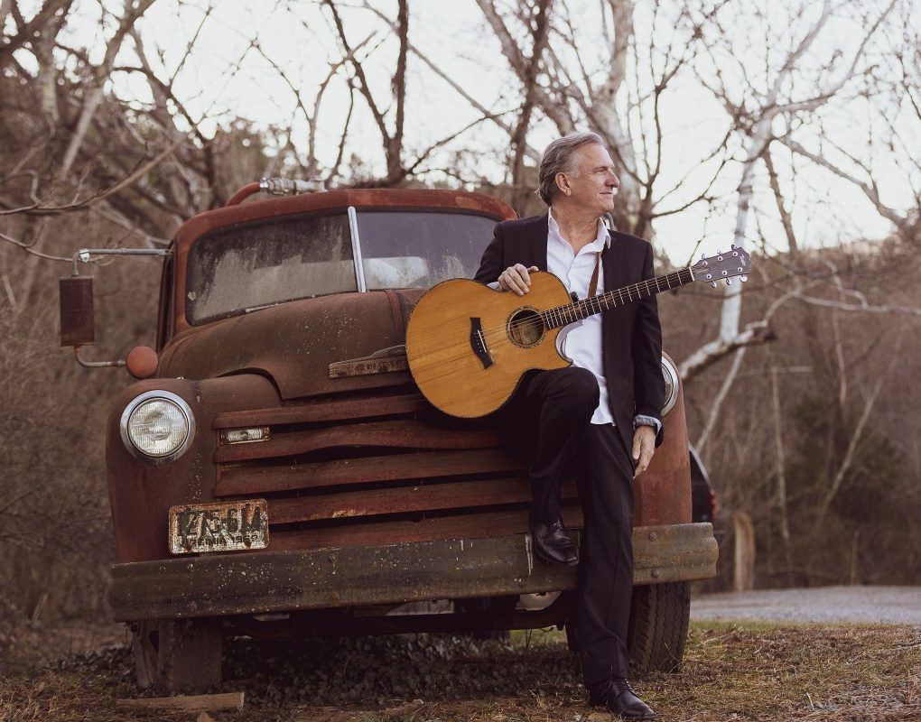 Ellis Paul at The Evening Muse