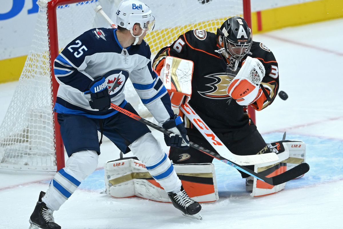 Anaheim Ducks vs. Winnipeg Jets