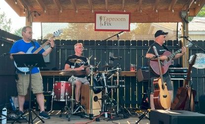 LIVE MUSIC feat. TAPROOM FIX