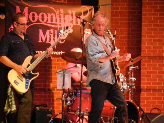 Carteret Concerts By The Bay Moonlight Mile Njs Premier Rolling Stones Tribute Band Waterfront Park At 0 Middlesex Ave Carteret Nj 3454 United States 1 August 21