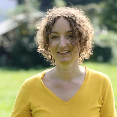 Dr. Iris Wangermann I World Peace by Piece!