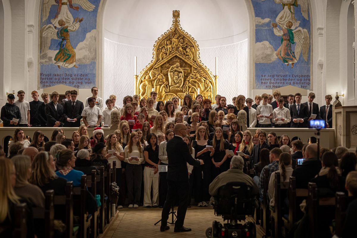 Julekoncert med Odense Katedralskole og organist Tina Christiansen 