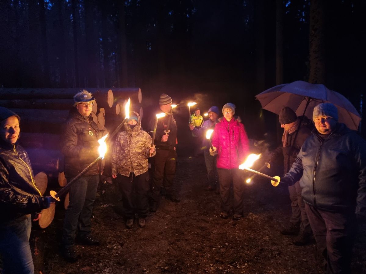 AUSGEBUCHT - Fackelwanderung nach Volkmannsgr\u00fcn