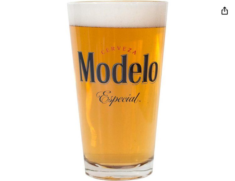 Modelo "Keep the Glass" night!