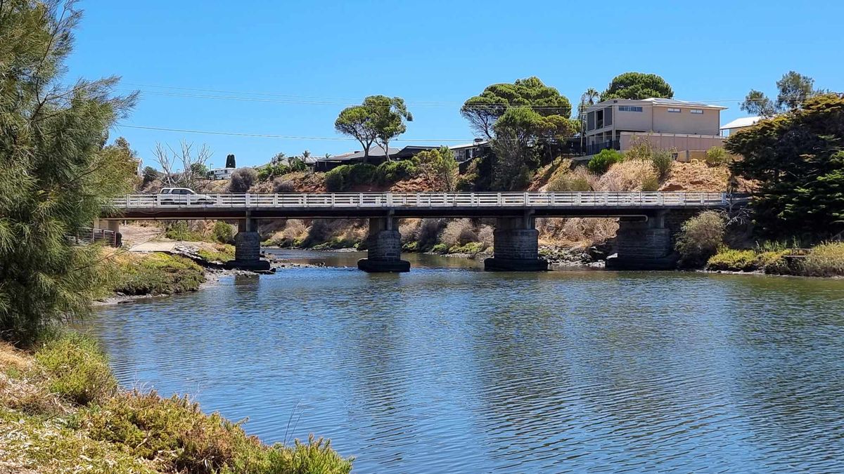 Old Noarlunga 