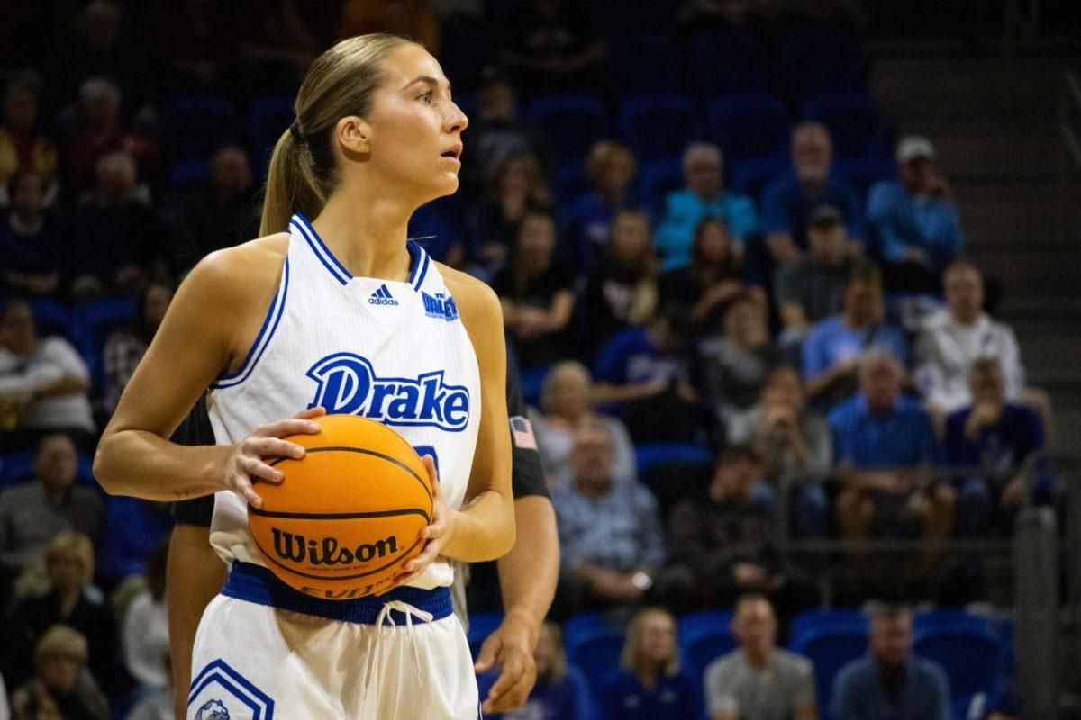 Belmont Bruins at Drake Bulldogs Womens Basketball at Drake Knapp Center