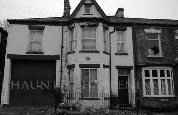 The Hostel - 39 De Grey Street Ghost Hunt