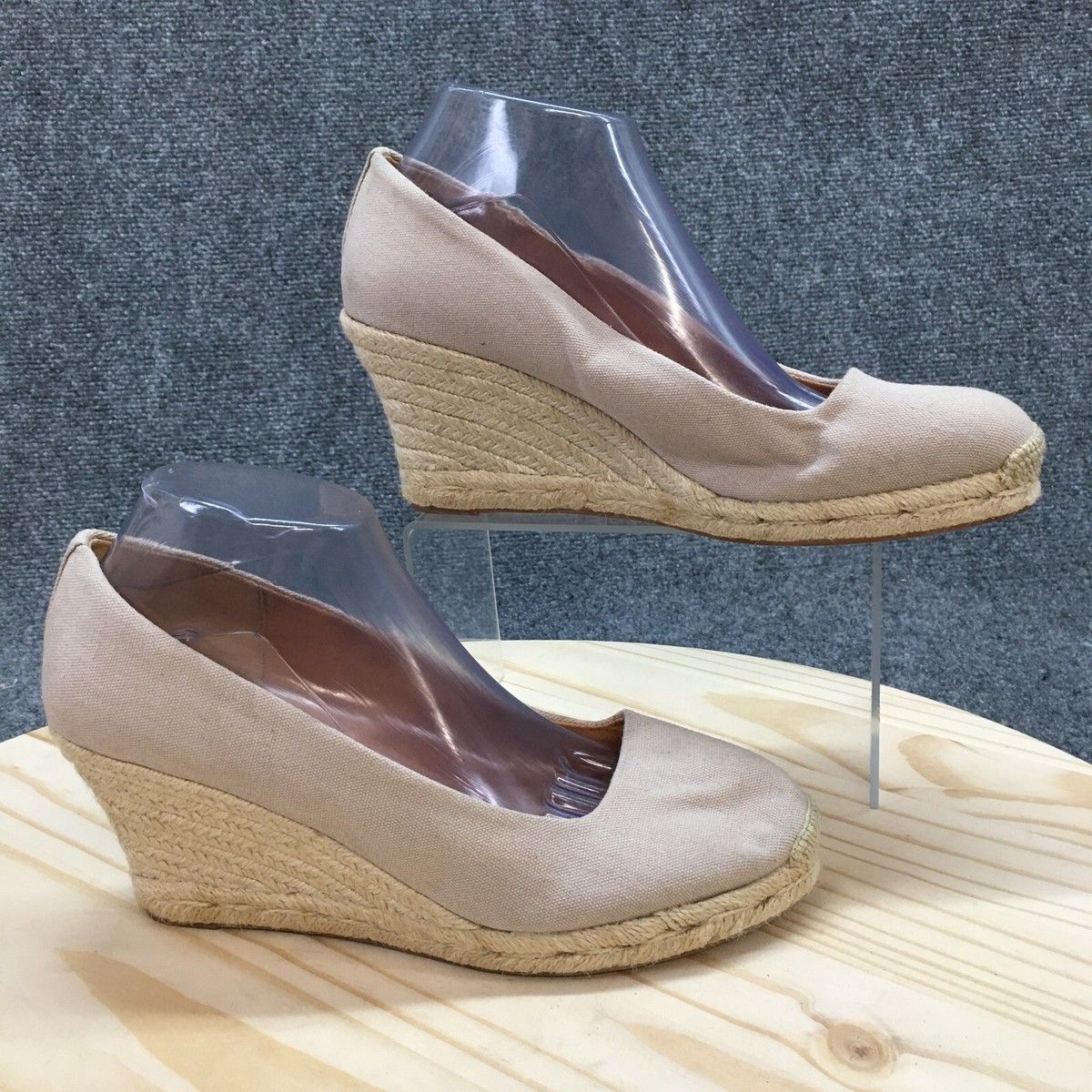 Suede Sevilla Tickets