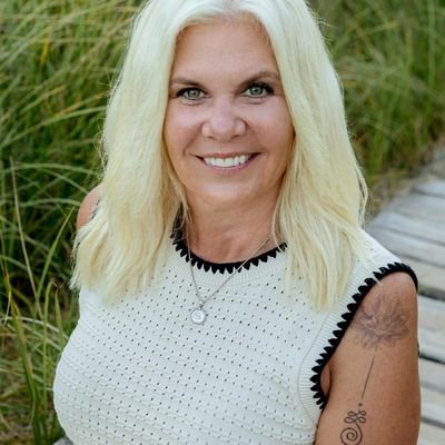 Psychic Medium Sara Beaupre