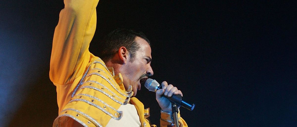 Queen - Its A Kinda Magic Tribute