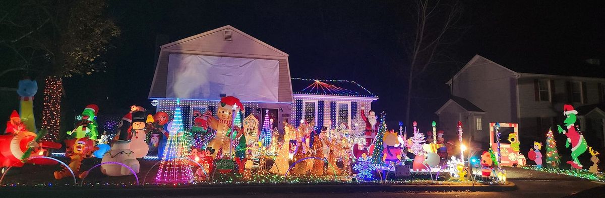 Santa and Mrs. Claus are coming to visit 