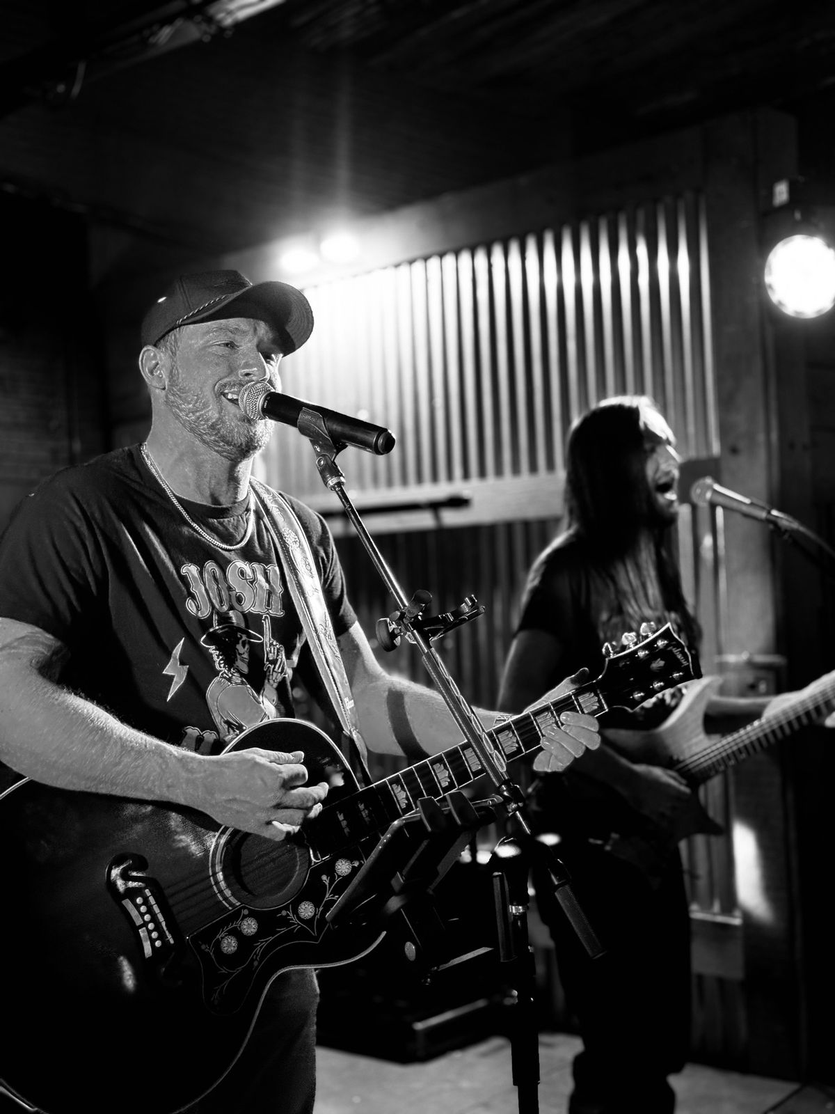 County Lines Acoustic @ the Tap-N-Pour