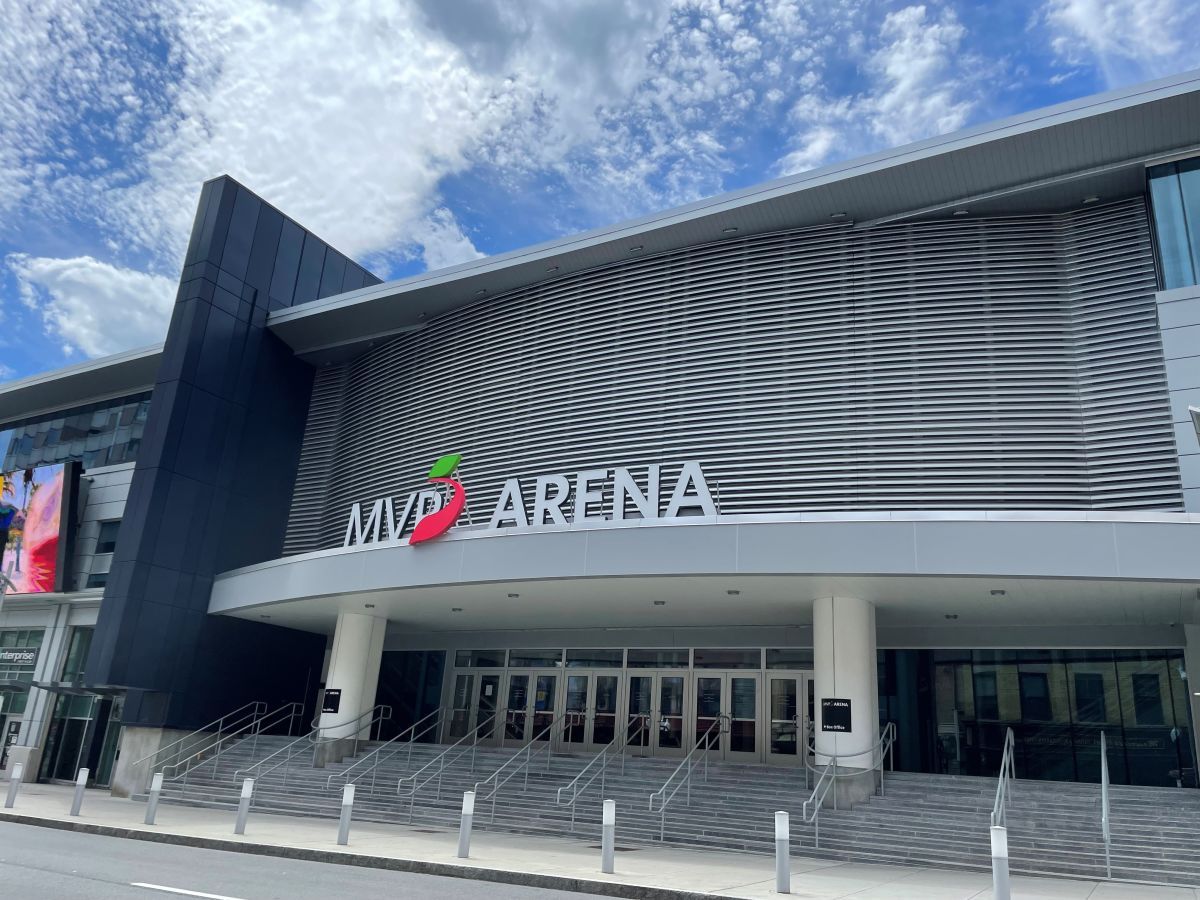 Blake Shelton at MVP Arena