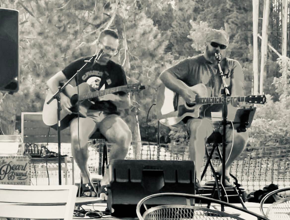 Whiskey & Water LIVE on the deck at Willys on the Water! 