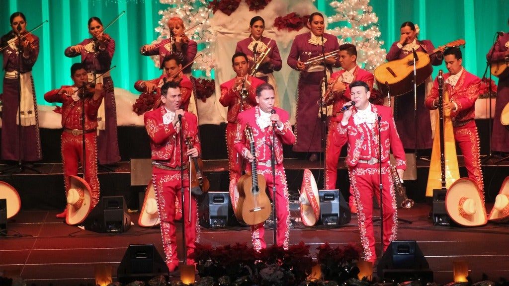 Mariachi Sol De Mexico: A Merry-achi Christmas