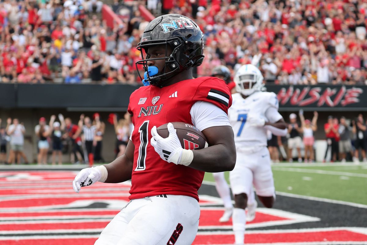 Akron Zips at Northern Illinois Huskies Football at Huskie Stadium