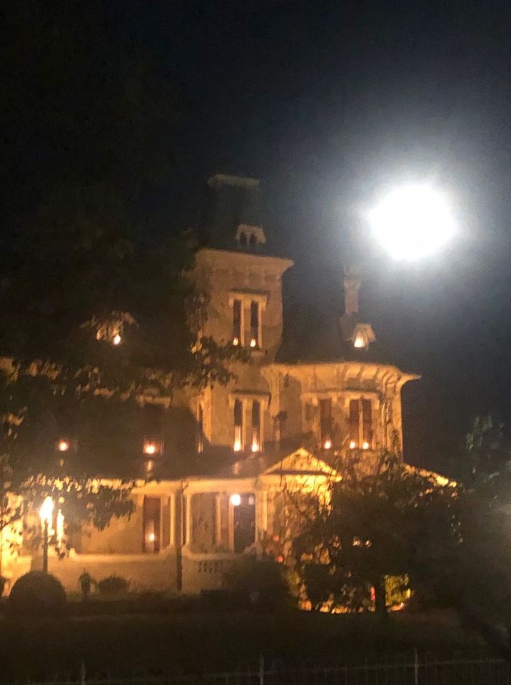 Haunted History Tours of the Jackson Mansion