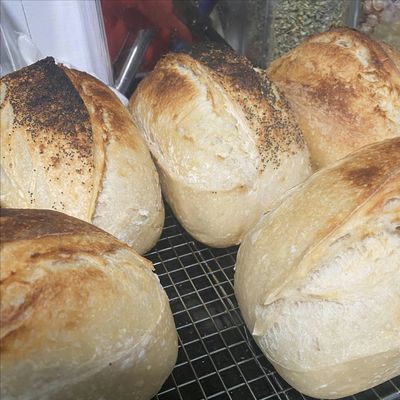 Ashley Richoux, Simply Baked Sourdough Co.