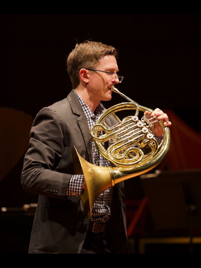 Vancouver Symphony Orchestra: Joshua Weilerstein - Mozart & Shostakovich 11