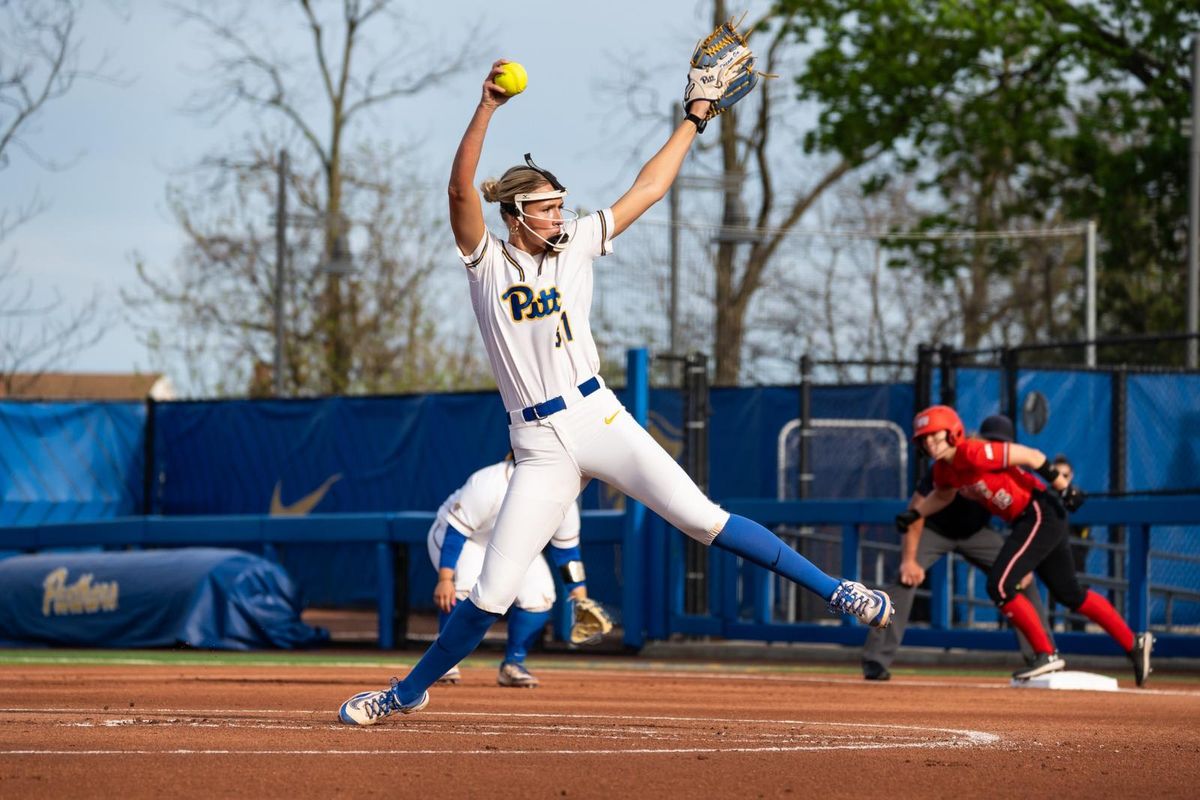 Parking Robert Morris Colonials at Pittsburgh Panthers Womens Basketball