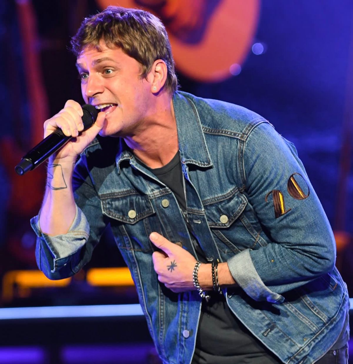 Rob Thomas at Arizona Financial Theatre