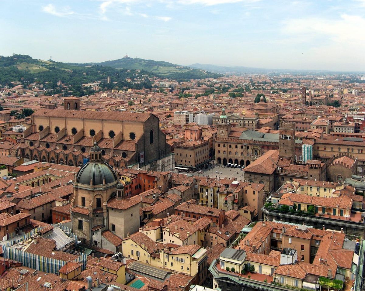 URBAN HIKE BOLOGNA