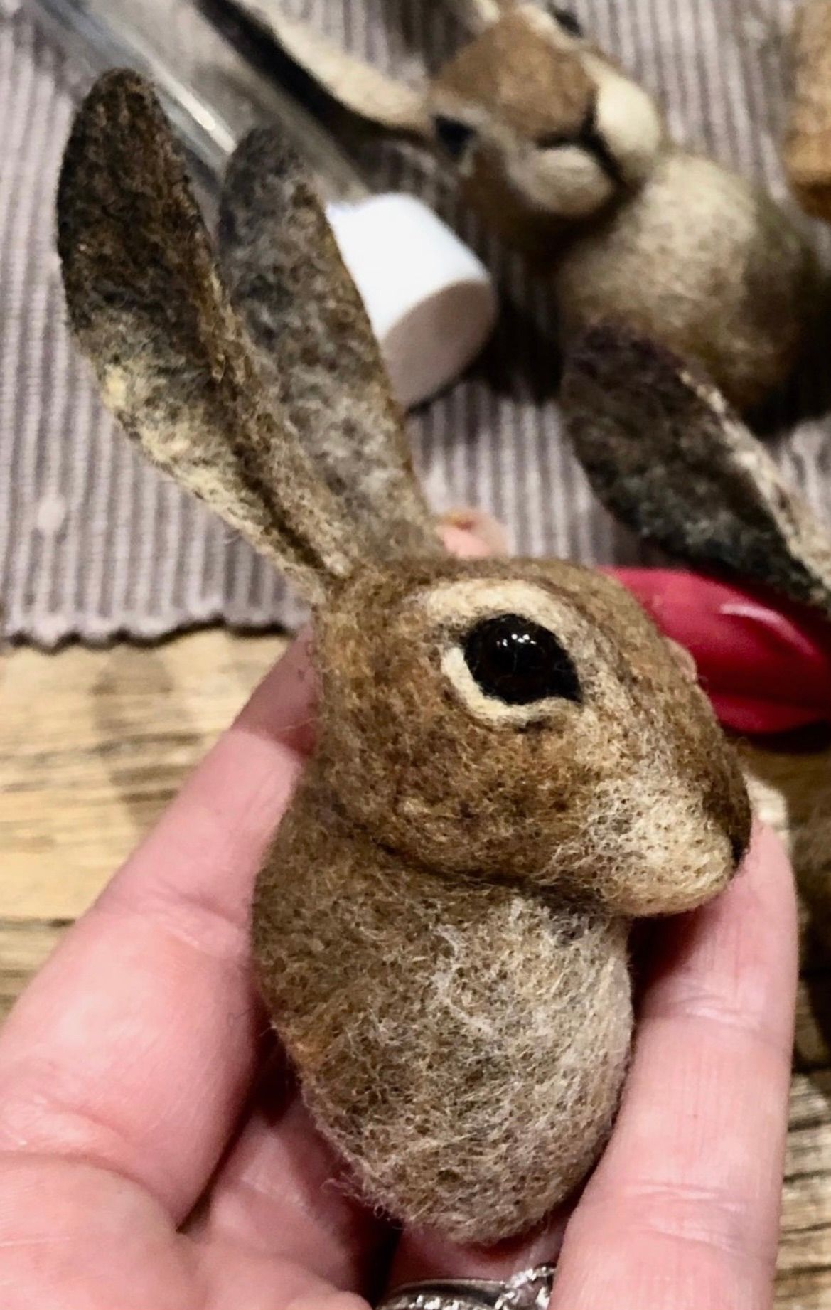 Needlefelting with Felt and Dandy - Detailed Hare Head 