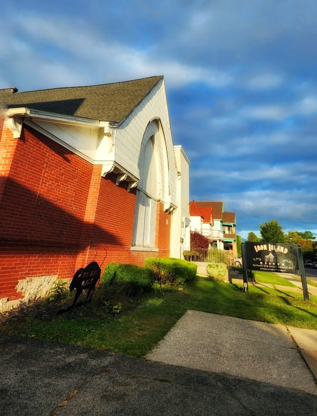 Haunted Happy Hour at the Iron Island Museum