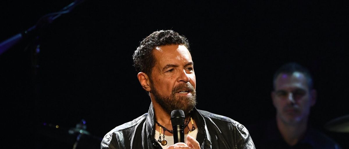 Clint Holmes