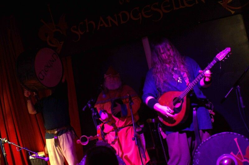 "DIE SCHANDGESELLEN" - Megageile Spielleute Kraft\/Rock-Taverne