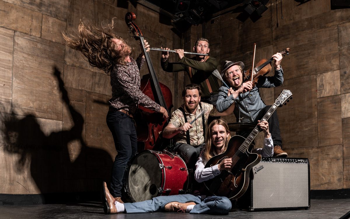 Sheelanagig + The Schmoozenbergs at The Cube, Malvern