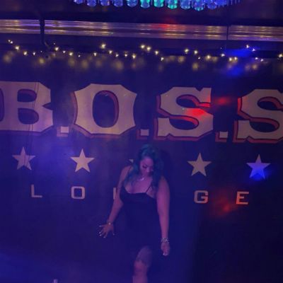 BOSS 5 STAR LOUNGE MADAM KASH