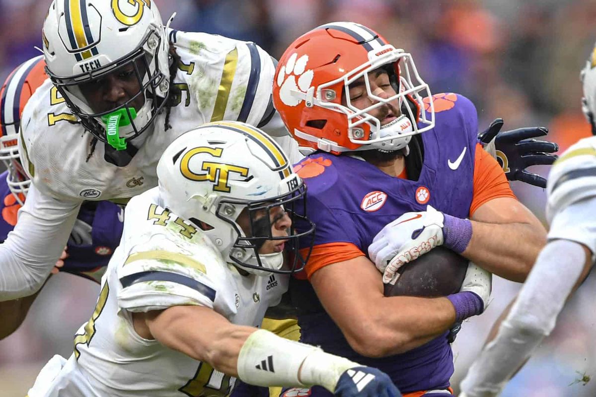 Georgia Tech Yellow Jackets vs. Bryant Bulldogs